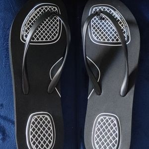 NWT Off-White Micro Beach Flip Flops